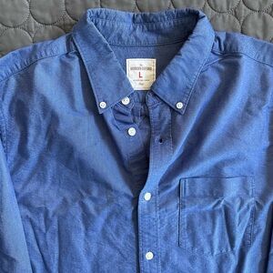 GAP Classic Blue Casual Button-Down Shirt